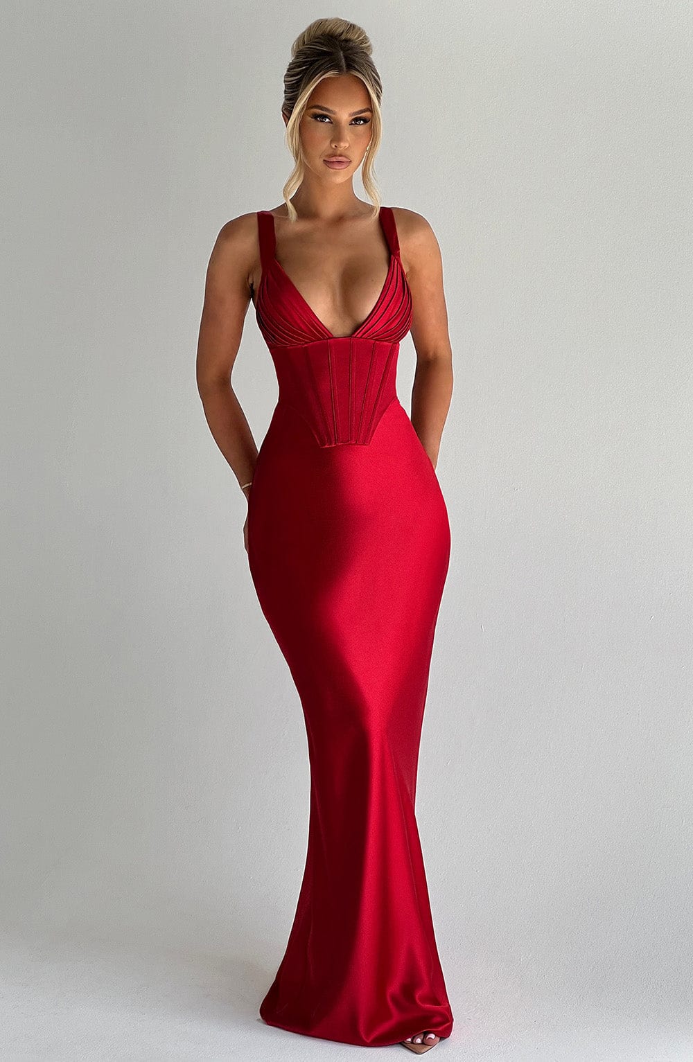 ALINA MAXI DRESS – RED